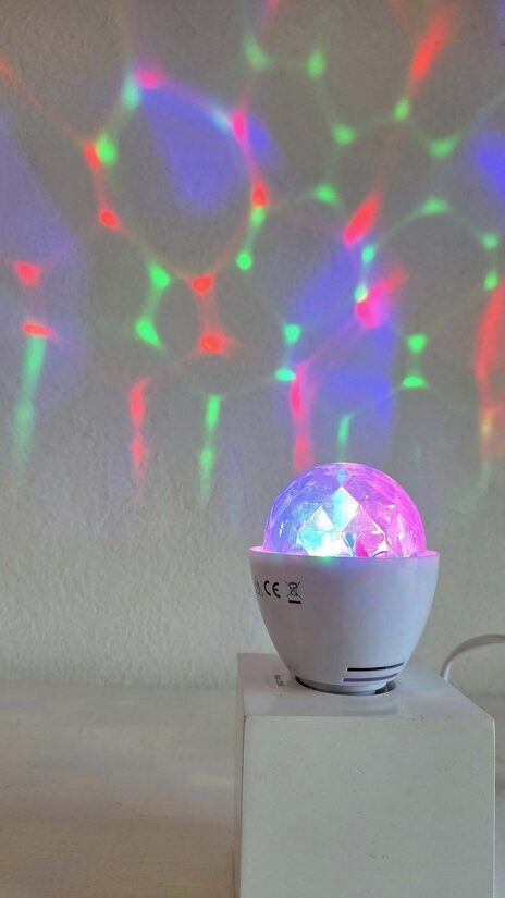 DISKO GAISMU LAMPA