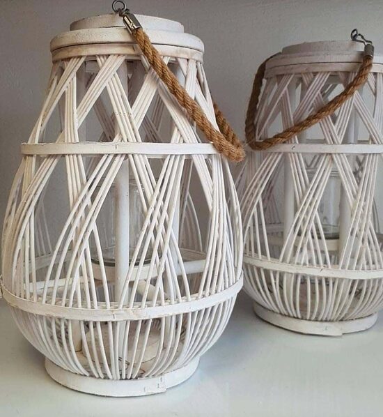 BALTAS LATERNAS